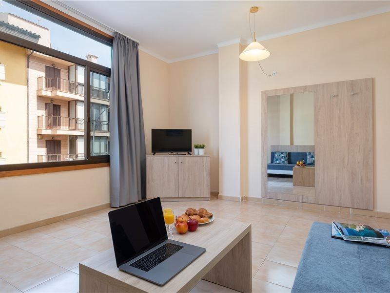 Apartamentos Carlos V Alcúdia Buitenkant foto