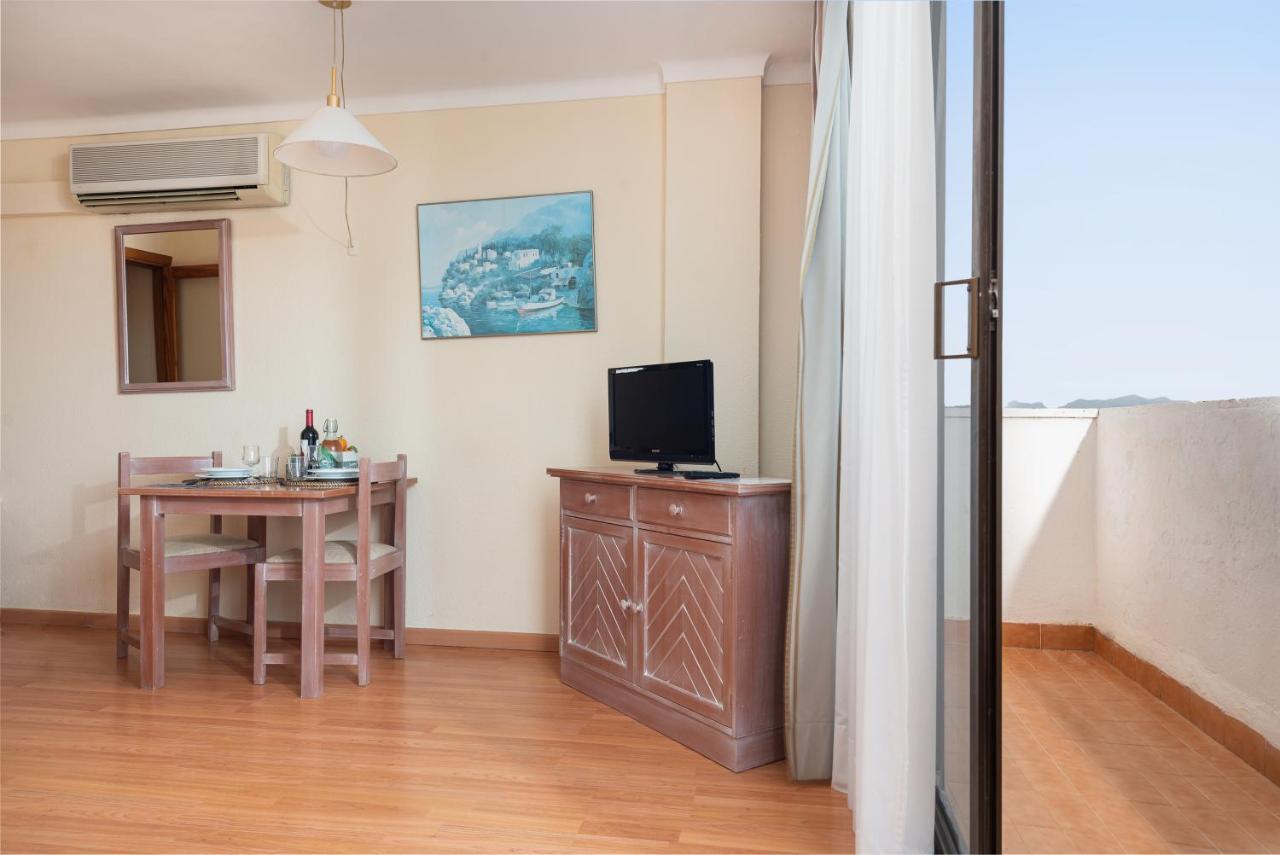 Apartamentos Carlos V Alcúdia Buitenkant foto