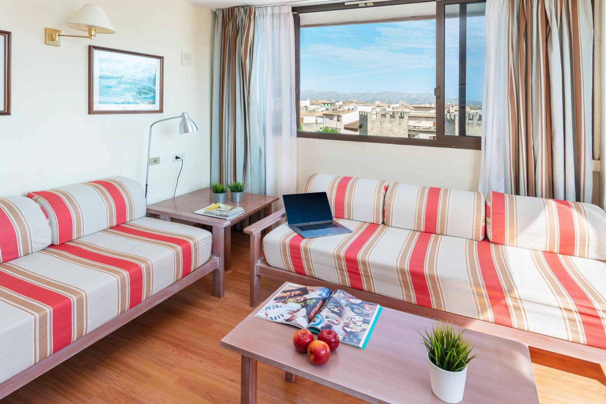 Apartamentos Carlos V Alcúdia Buitenkant foto
