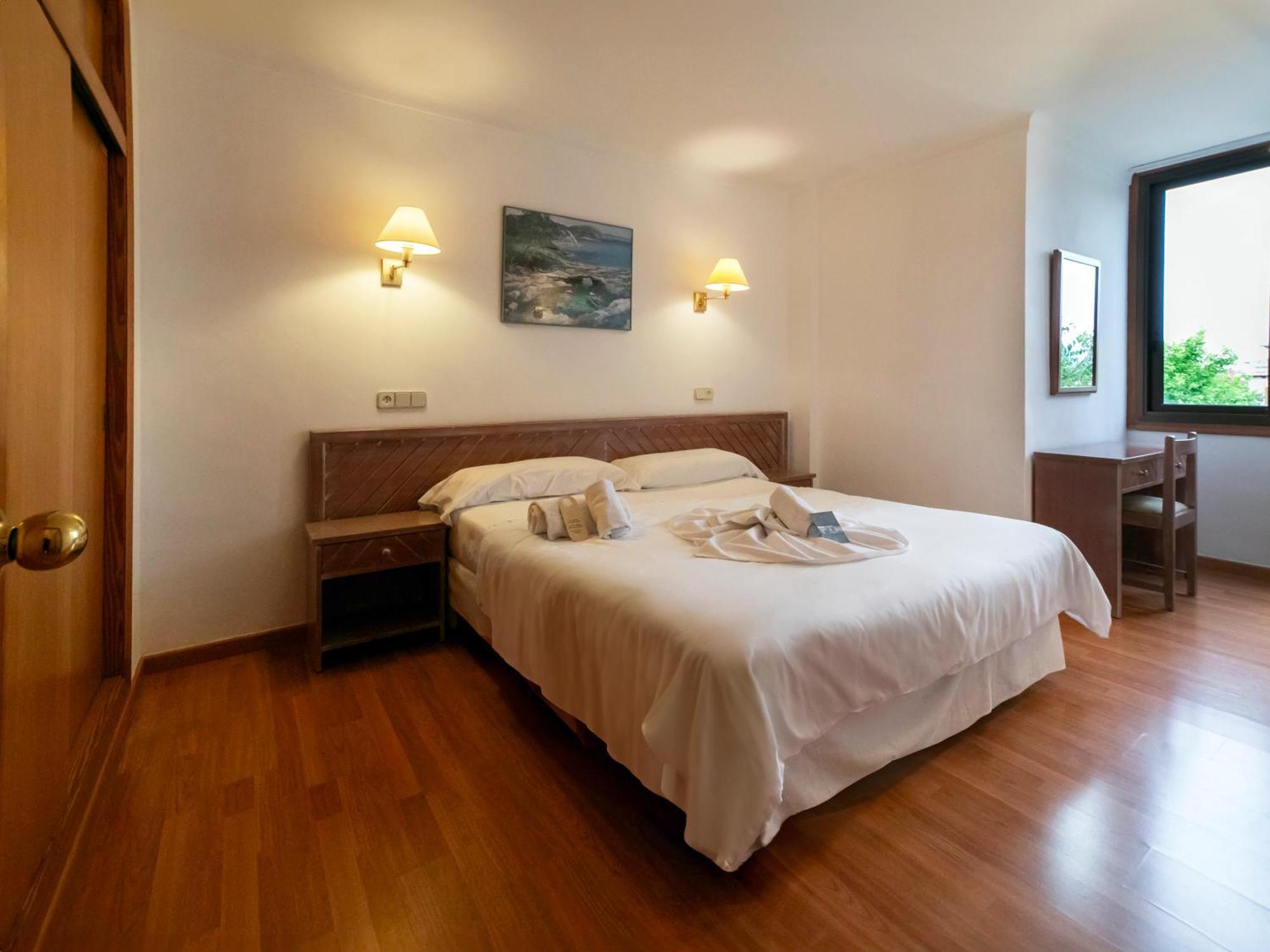 Apartamentos Carlos V Alcúdia Buitenkant foto